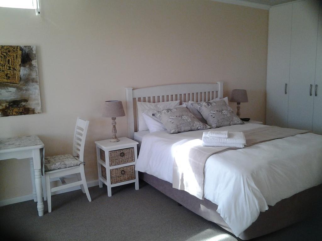 Masada Guest House Langebaan Room photo